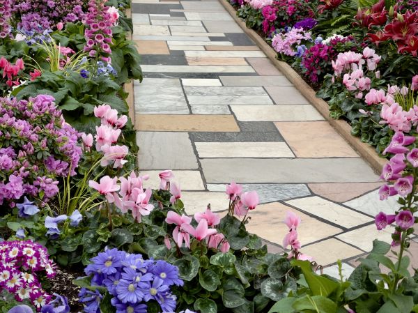 Garden Path Installation in Castle Rock